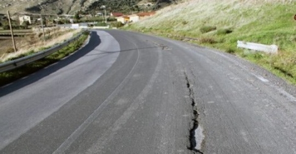 Strade provinciali . Regalbuto Riparte: &quot; rimettiamo al Prefetto le nostre dimissioni.&quot;