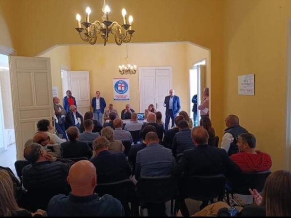 Riunito a Palermo l&#039;Ufficio Politico della DC. Presente la delegazione del Comitato Provinciale di Enna.