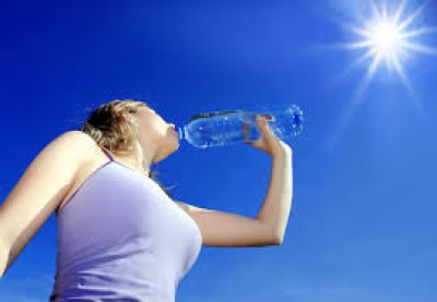 Focus della settimana:   Consigli per una corretta idratazione. Rubrica curata dalla dott.ssa Daniela Catalano