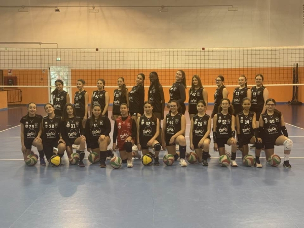 Pallavolo. La Siaz Pol. Armerina presenta l&#039;organico Under 14 Femminile.