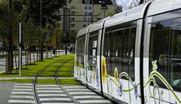 La mobilità sostenibile degli autobus.